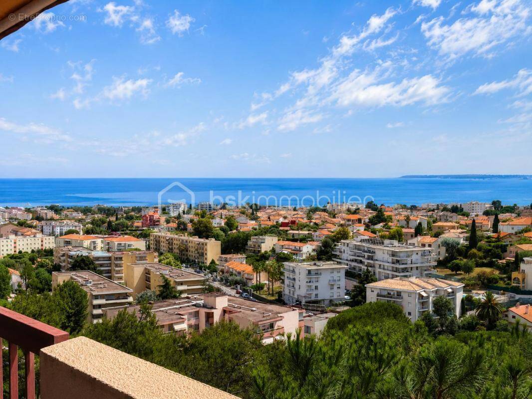 Appartement à CAGNES-SUR-MER