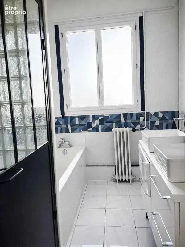 Appartement de 5 pièces de 112 m² à Saint-Nazaire - photo 5