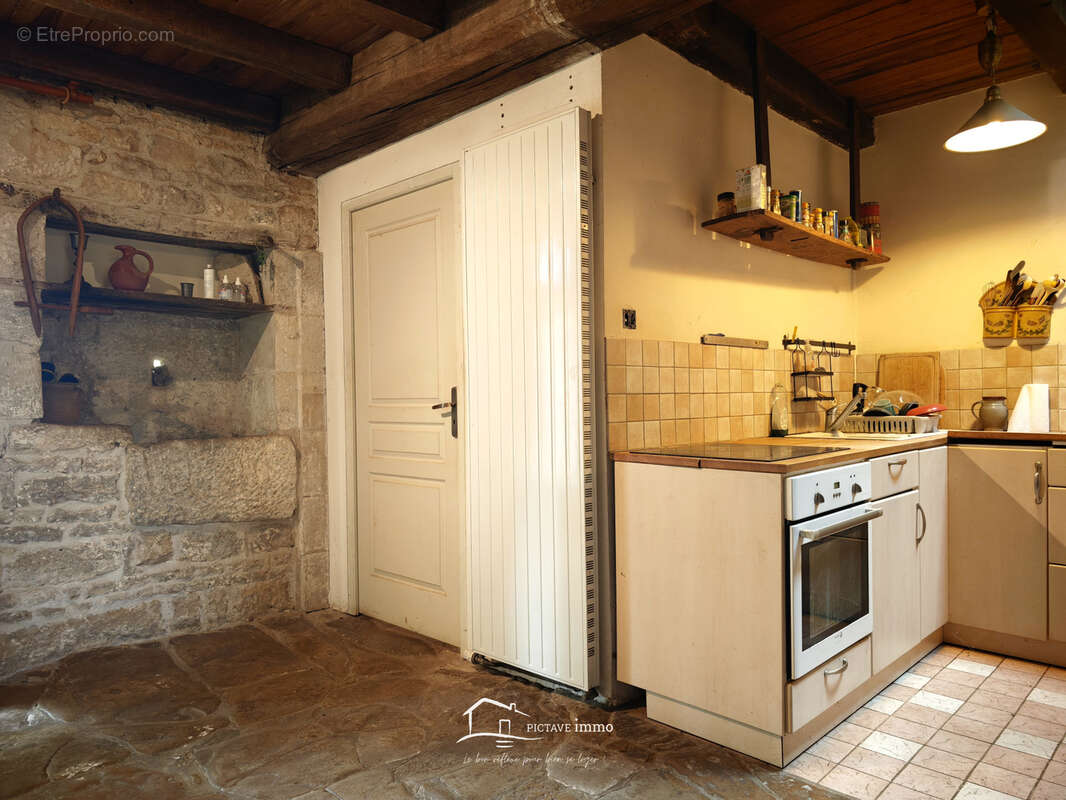Maison authentique avec dependances - photo 3