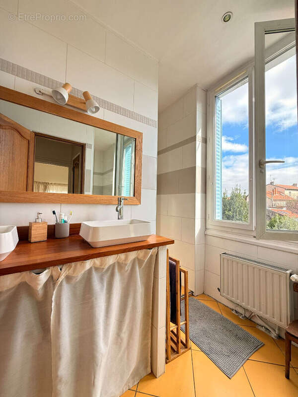 Maison à VILLEURBANNE