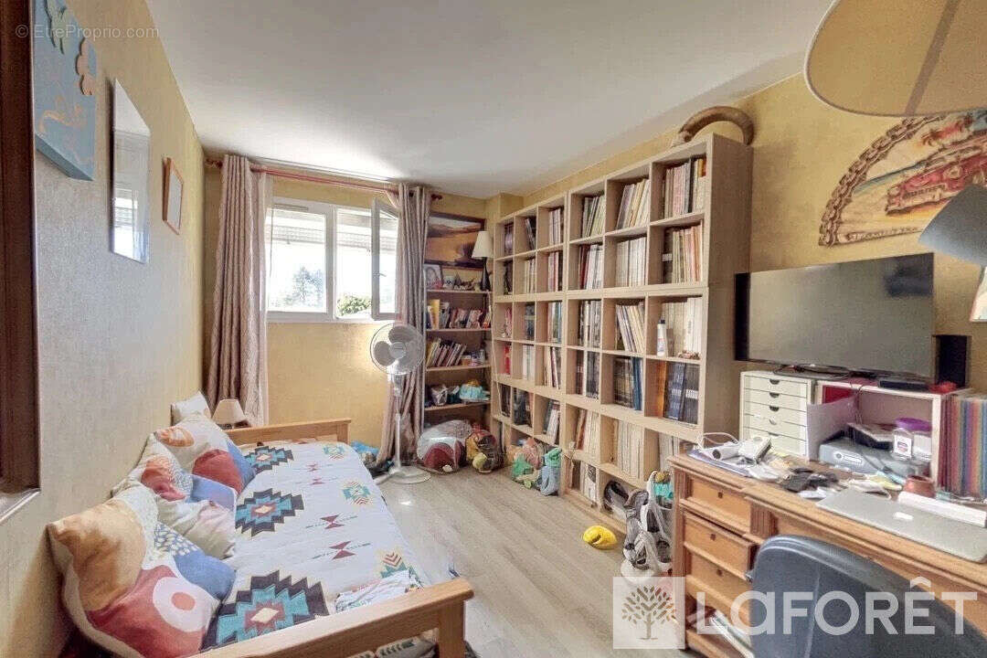 Maison à GIF-SUR-YVETTE