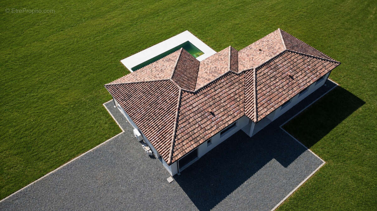 Villa cadre exeptionnel piscine garage - photo 2