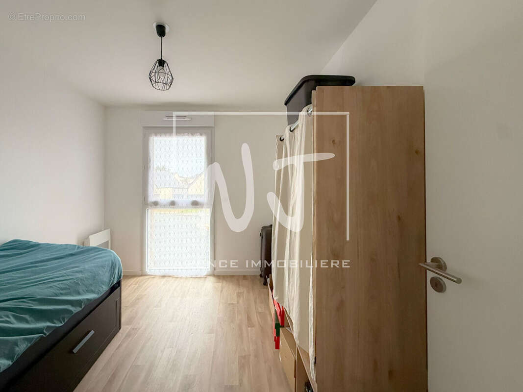 Appartement à LES PONTS-DE-CE