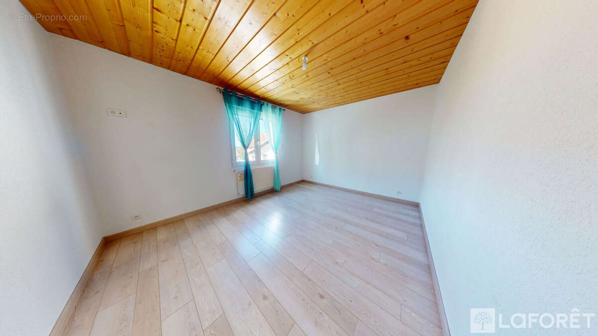 Maison à DAMPRICHARD