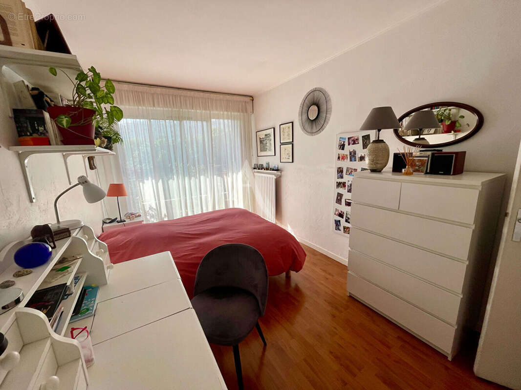 Appartement à FRESNES
