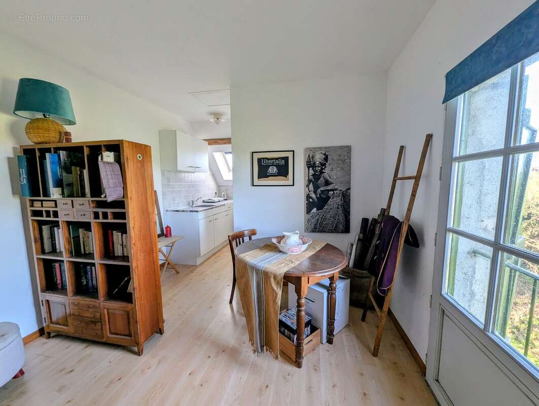 Maison à POULIGNY-NOTRE-DAME