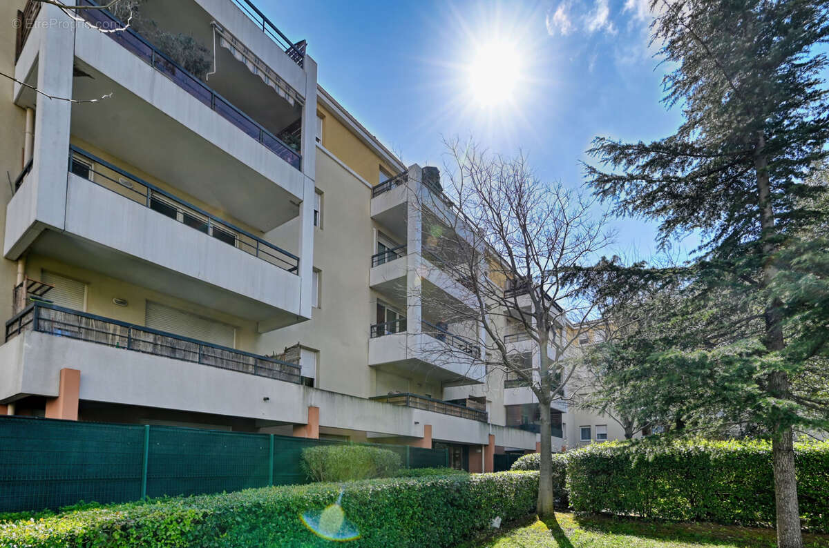 Appartement à MARSEILLE-14E