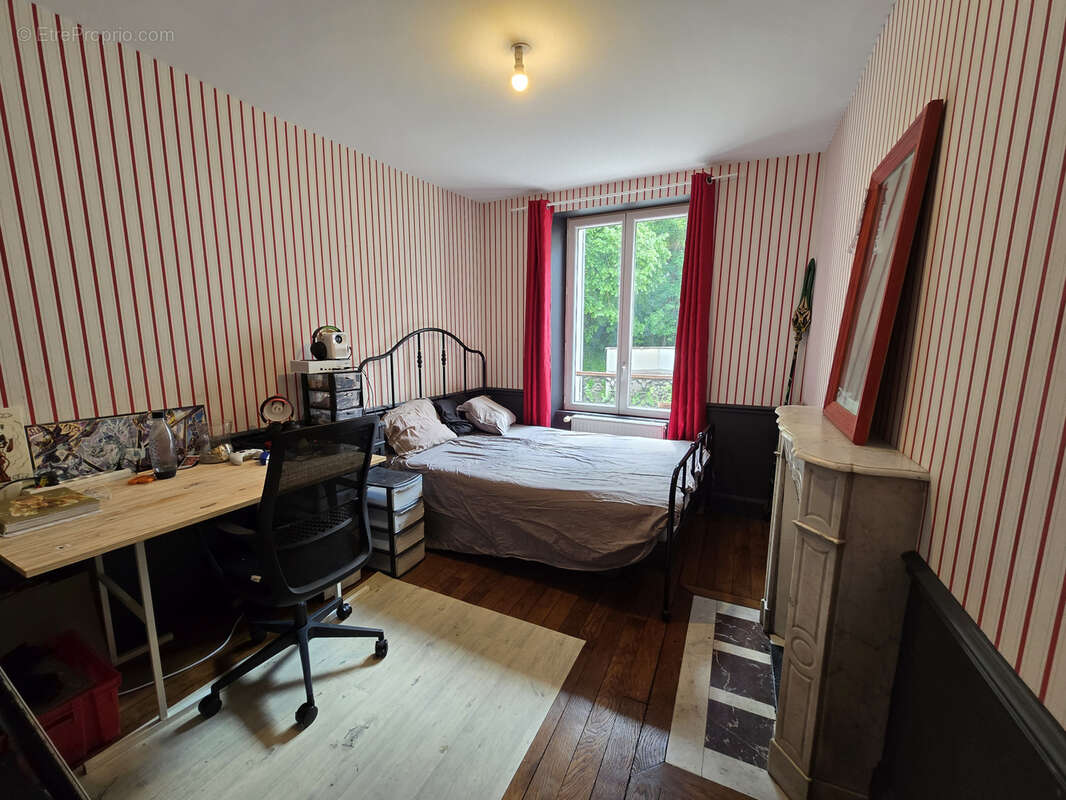 Maison à LA FERTE-GAUCHER