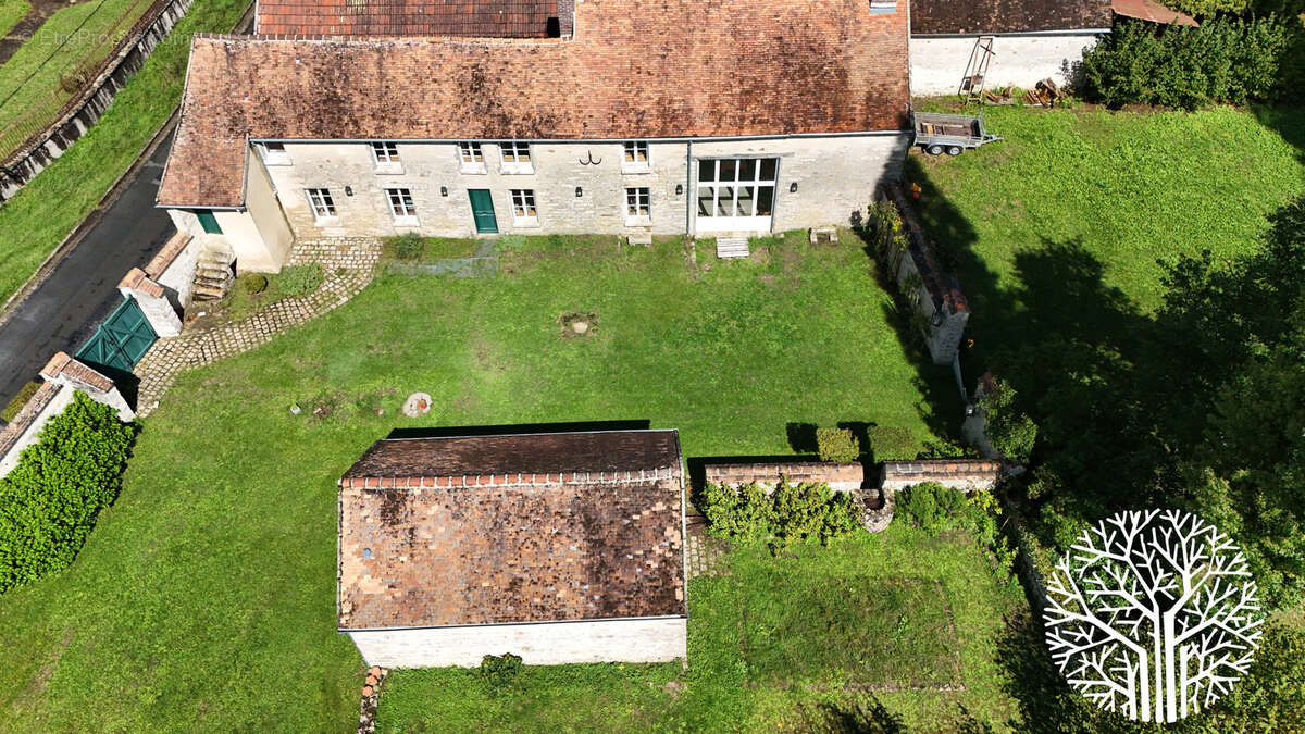 Maison à MILLY-LA-FORET