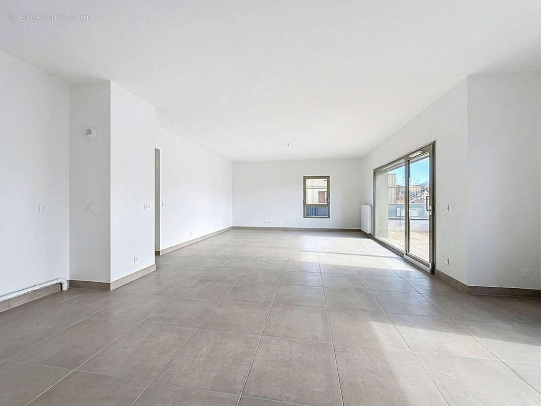 Appartement à ANNECY-LE-VIEUX