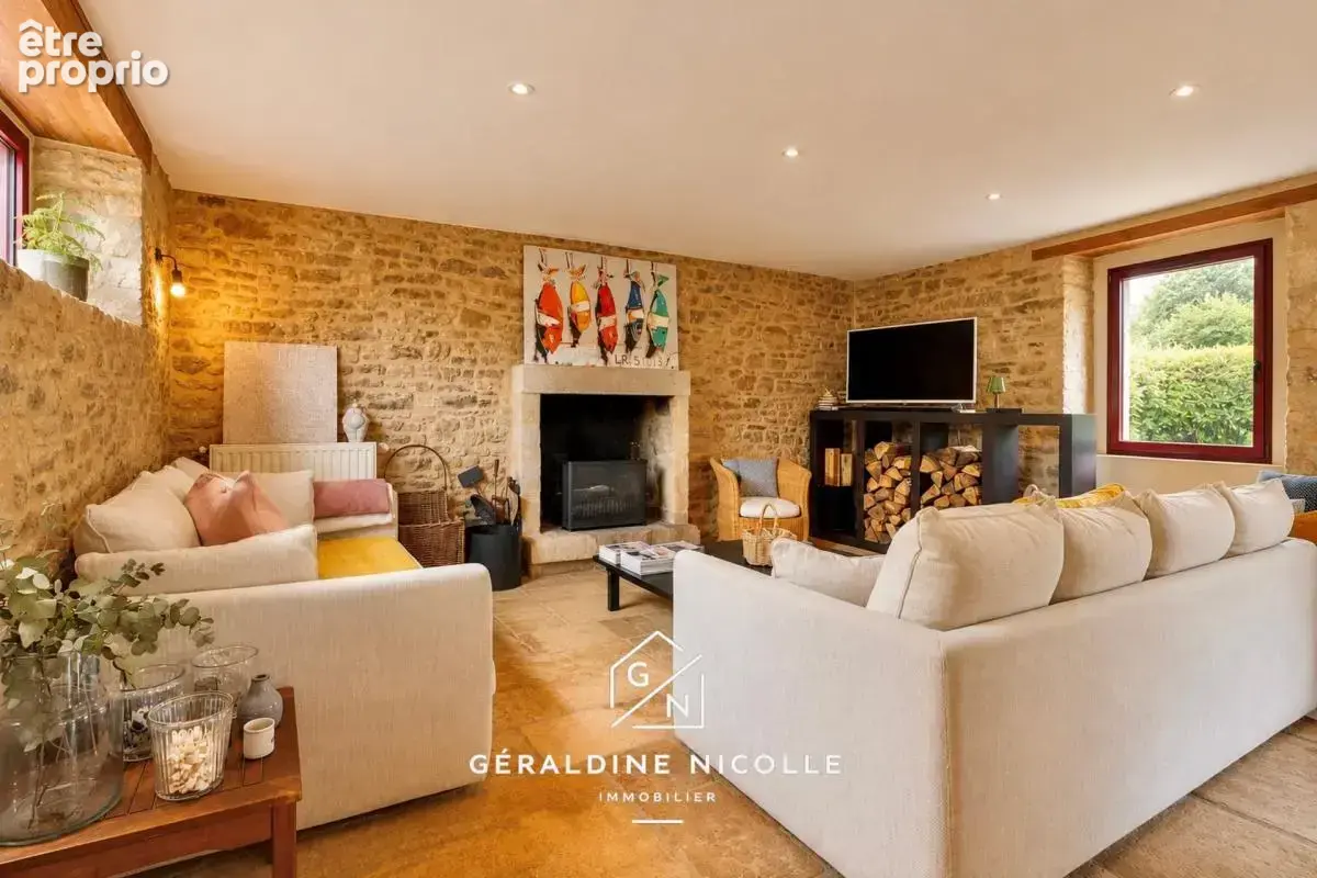 Maison en pierres - charme – centre-bourg de Ploeren – 170 m2 – 5 chambres - photo 3