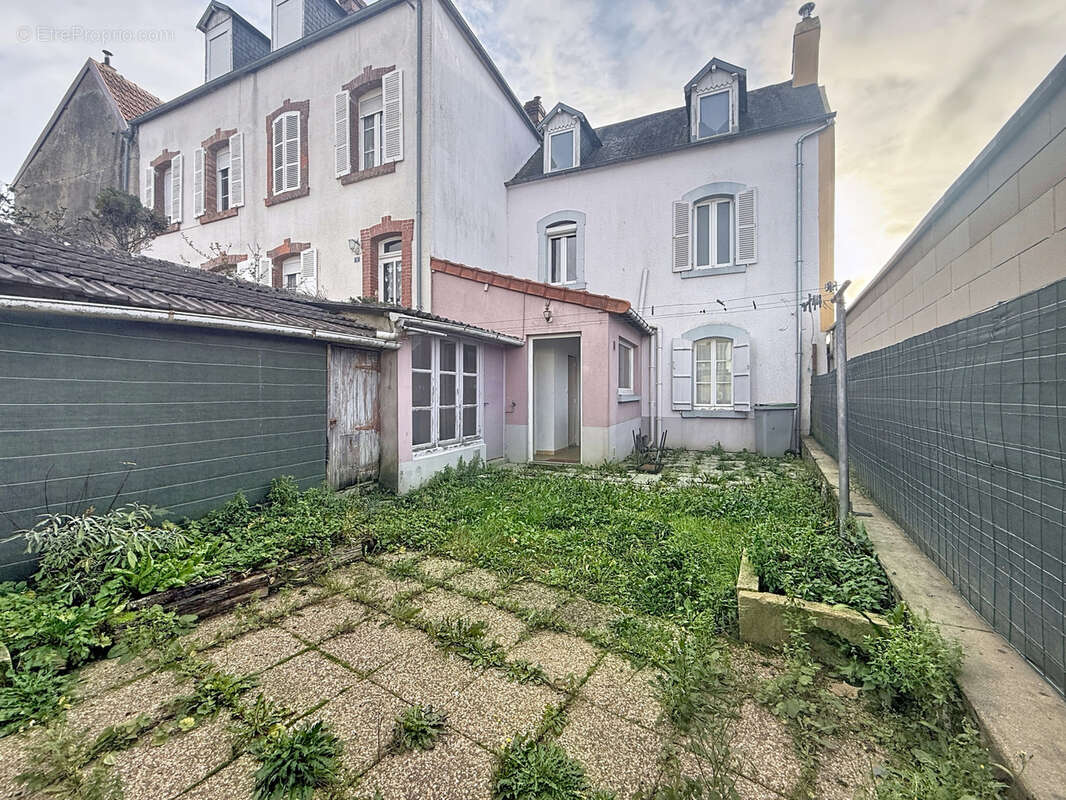 Maison à LA MEAUFFE