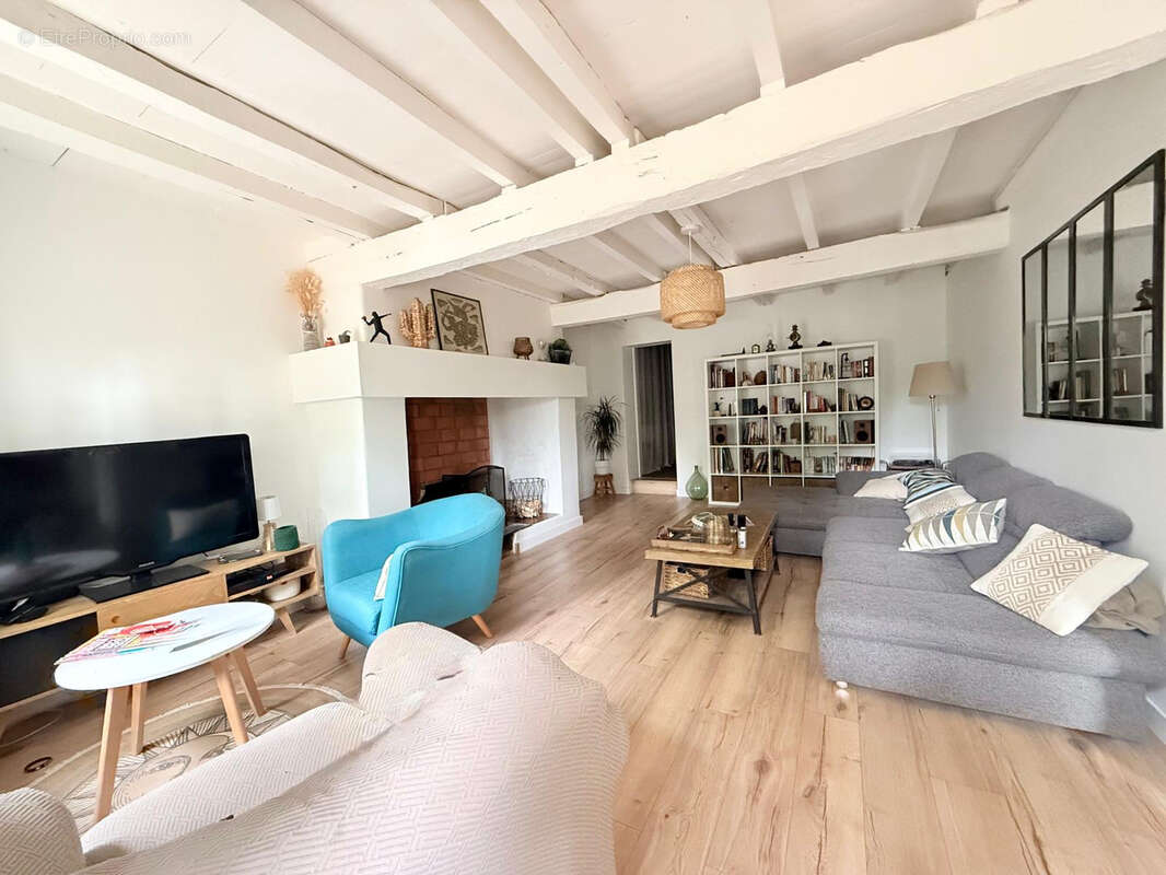 Maison à LABARTHE-SUR-LEZE