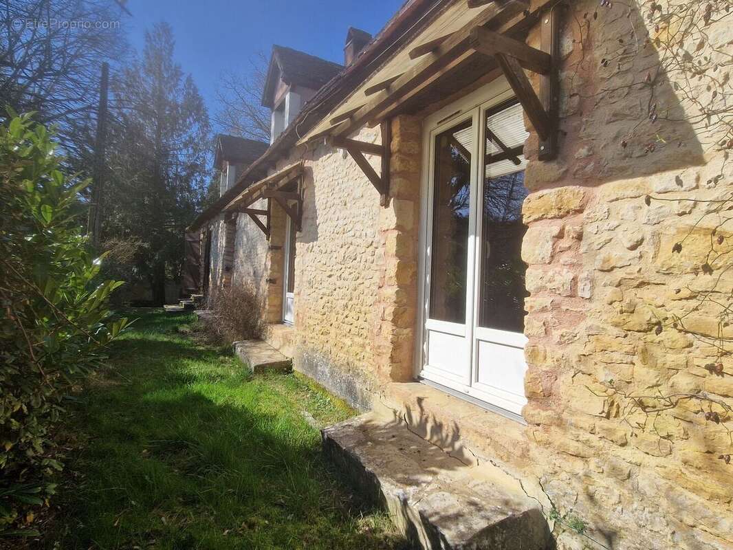 20260225115734 - Maison à LE BUGUE