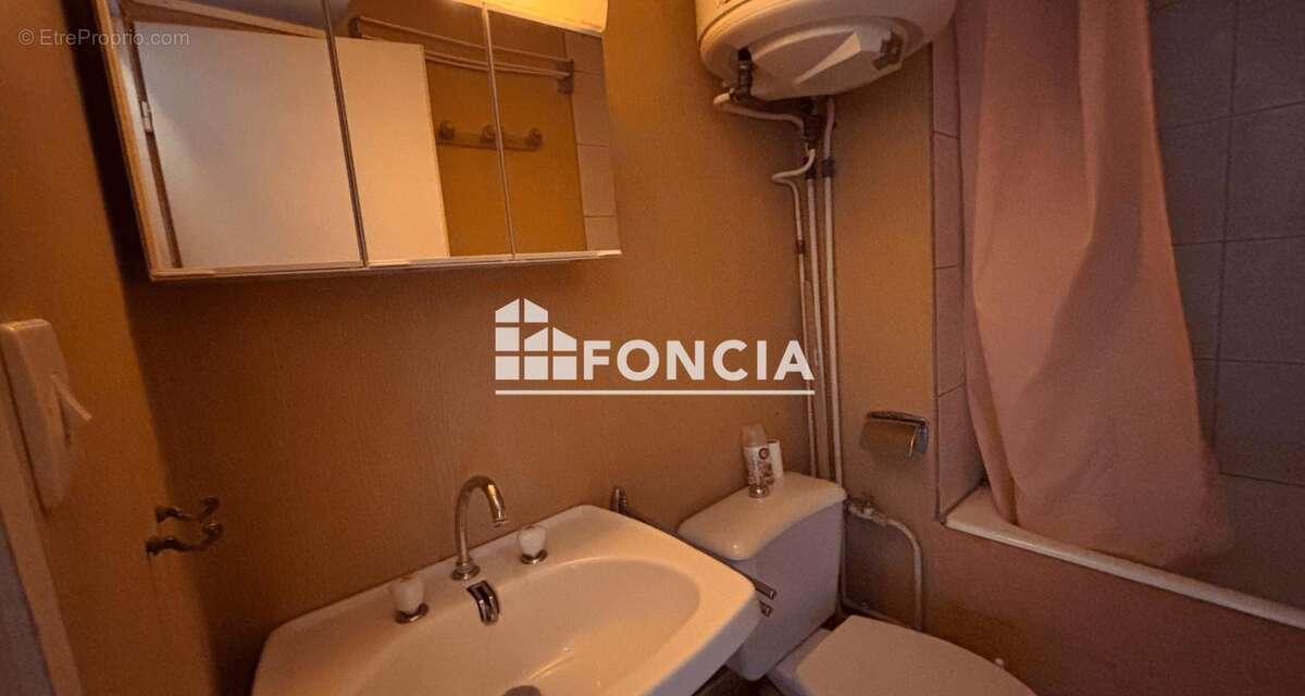 Appartement à LA SALLE-LES-ALPES