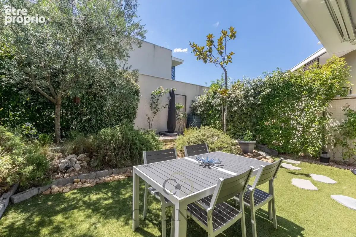 Maison contemporaine 81 m² avec jardin, garage et 3 chambres au Plan des Quatre Seigneurs à Montpellier - photo 2
