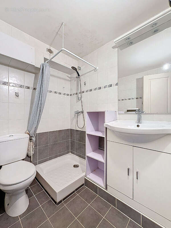 Appartement à POISY