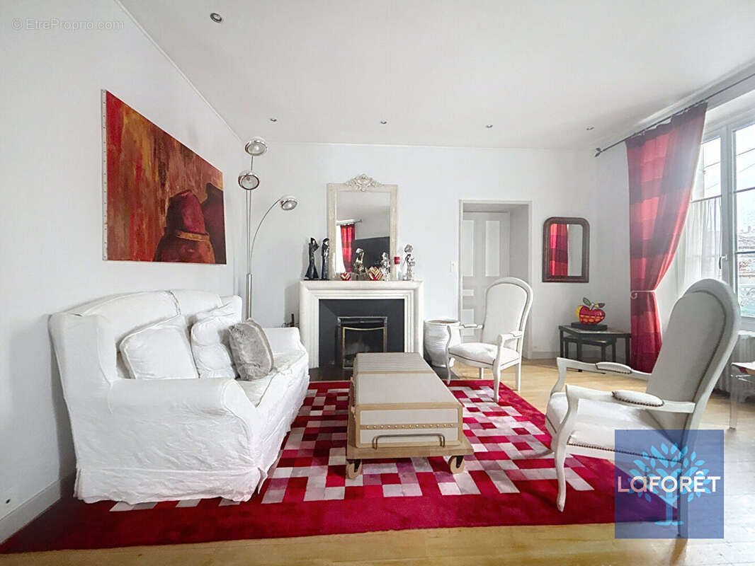 Maison bourgeoise de caractère - 185 m² - Gare à pied - photo 3