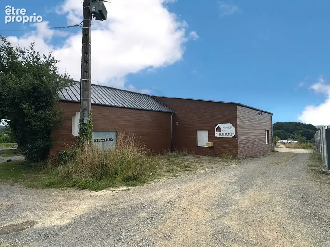 Commerce à ATHIS-DE-L'ORNE