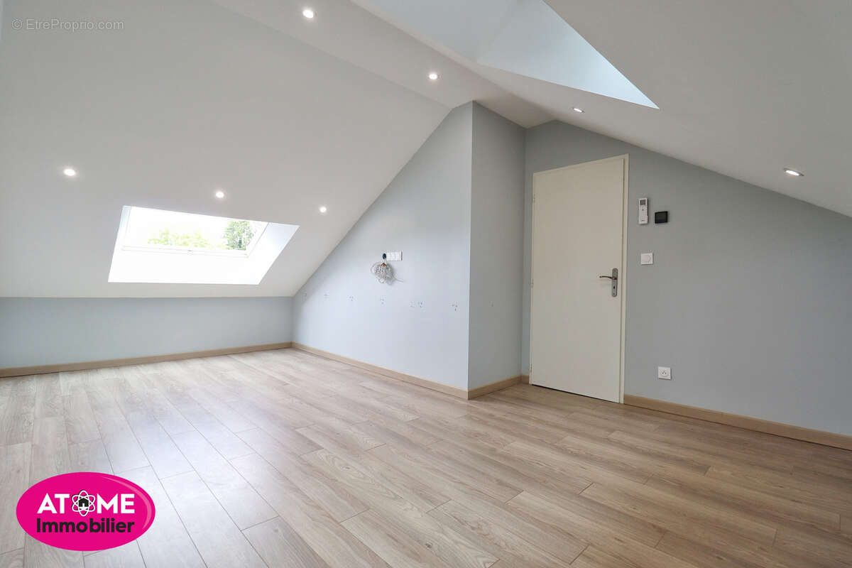 Maison à MALAVILLERS