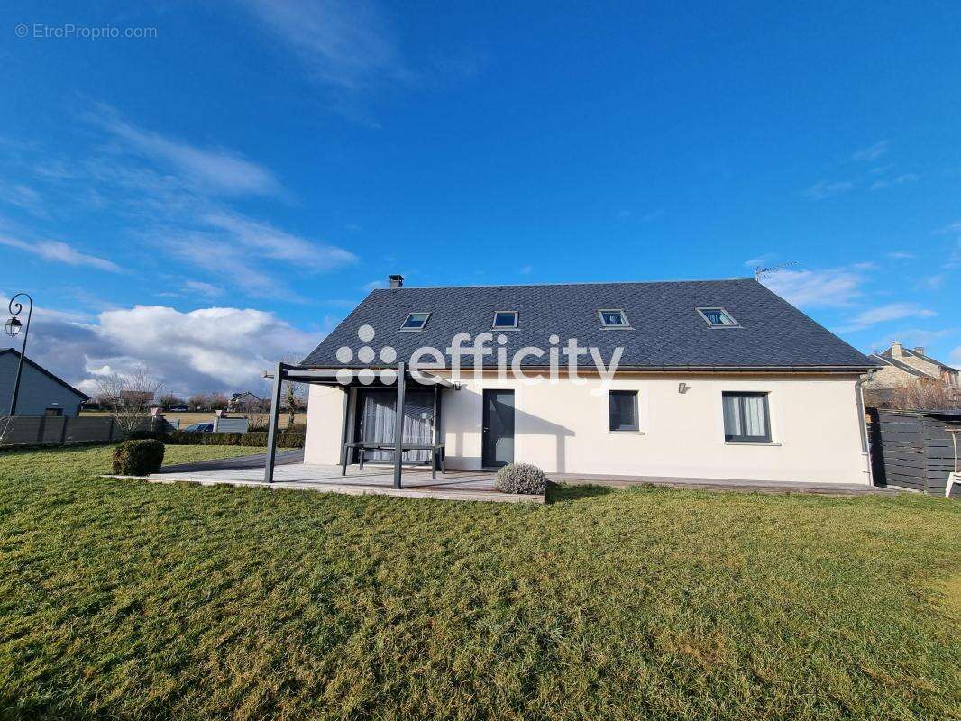 Maison 138 m² à Albaret-Sainte-Marie  - photo 3