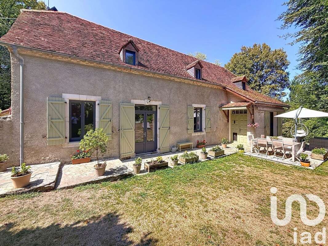 Maison 126 m² à Lasclaveries  - photo 2