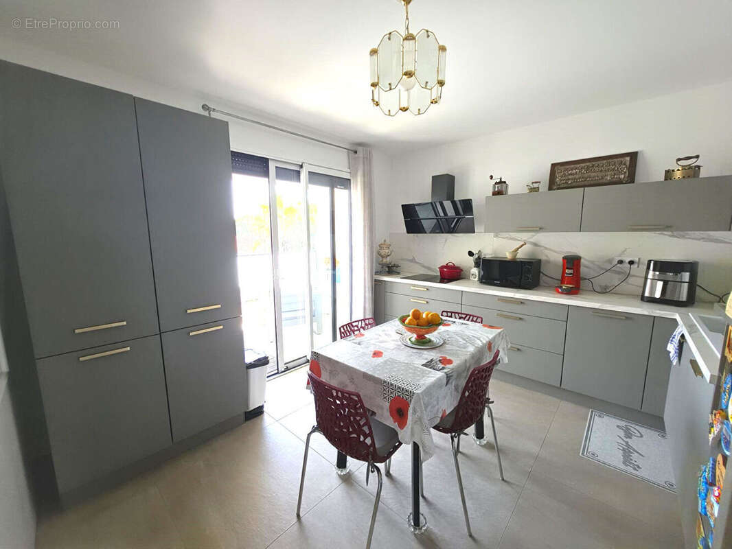 Appartement 107m²   secteur Tribunal - photo 6