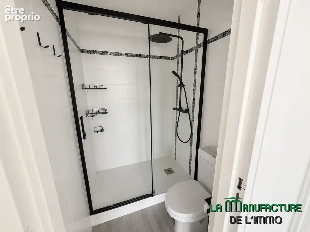 Appartement F4 - 85,37M2 - Balcon - Cave - Parking - Saint-Etienne/ Portail Rouge - photo 15