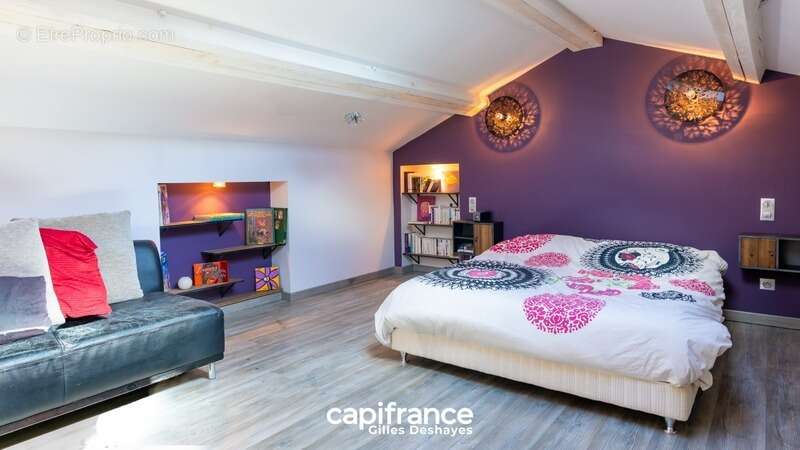 Maison de 1900 à Lurcy, secteur Montmerle-sur-Saône / Messimy-sur-Saône, 172 m² habitables, 187 m² au sol, sur un terrain arboré - photo 11