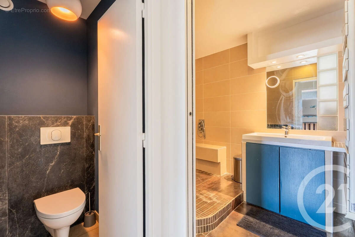 Appartement 70 m² à Nice  - photo 7