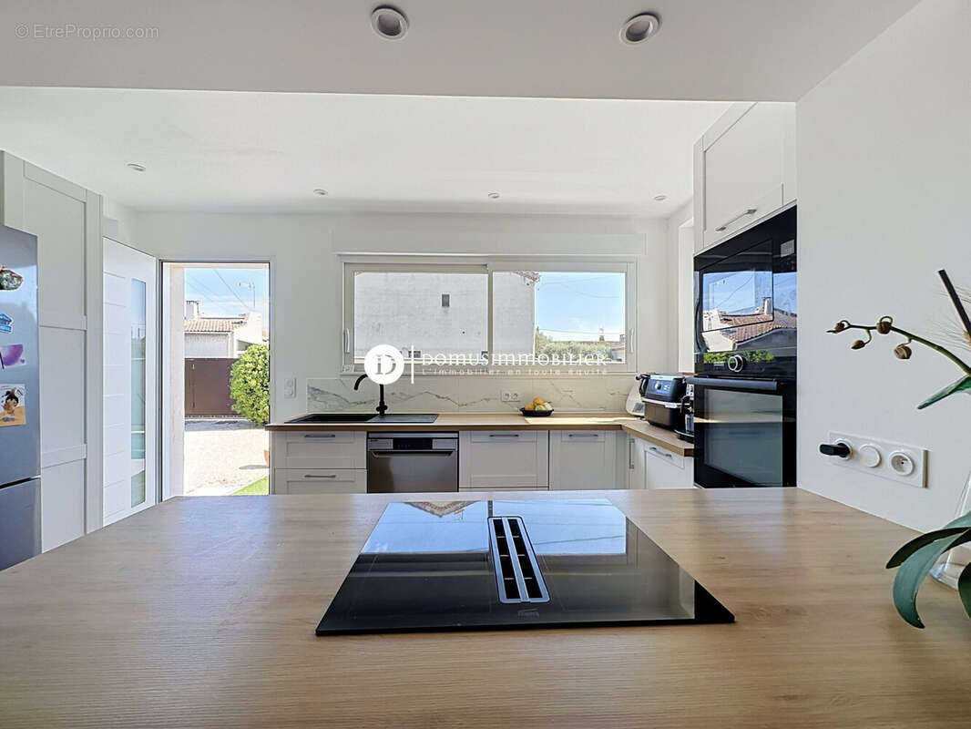 Maison 134 m² à Morieres-Les-Avignon  - photo 3