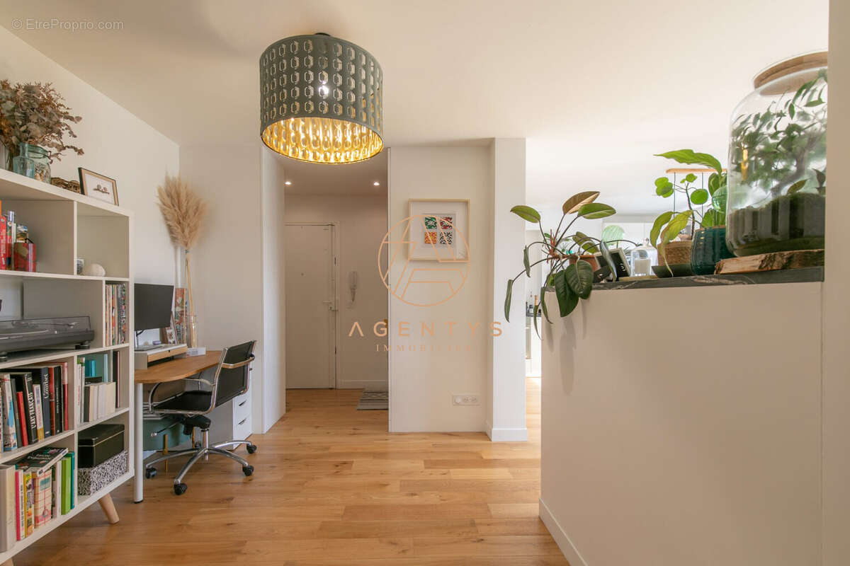 Appartement à SAINT-MAUR-DES-FOSSES