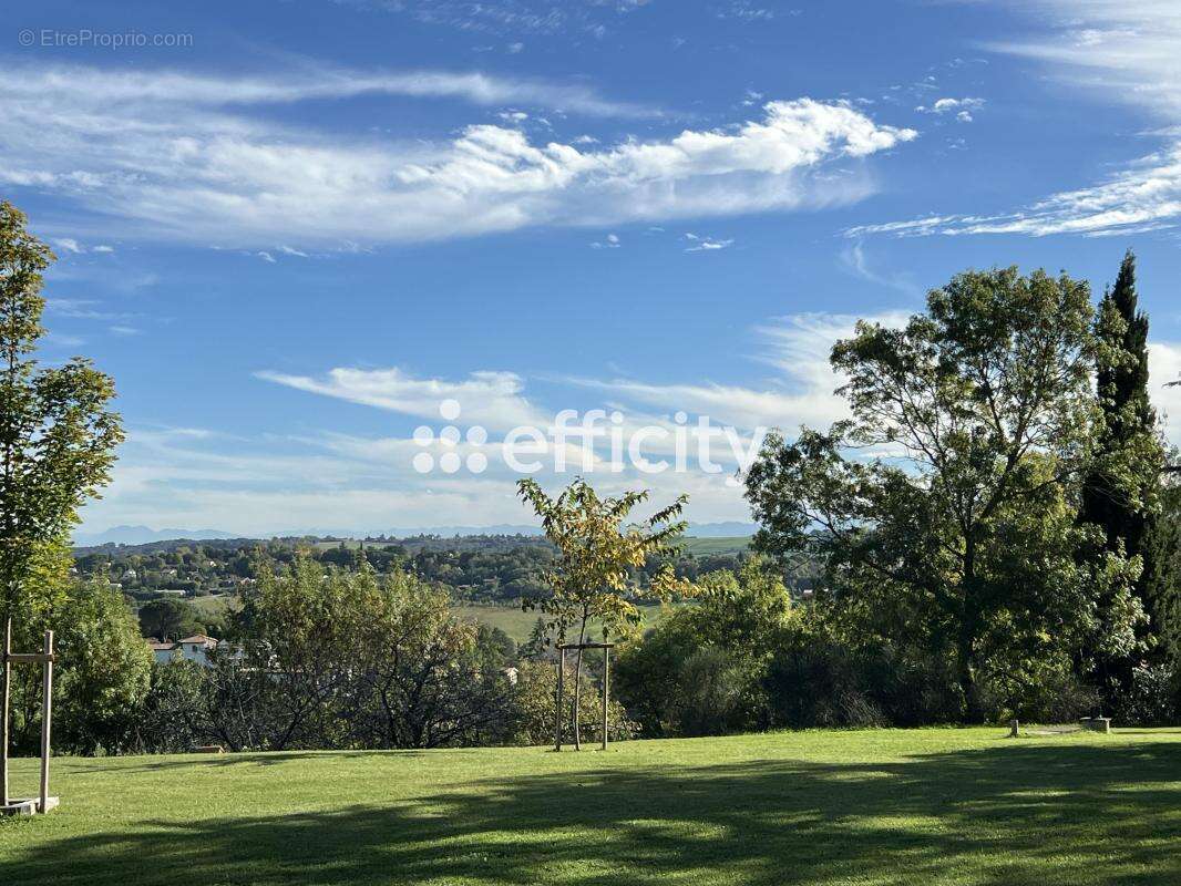 Maison à VIGOULET-AUZIL