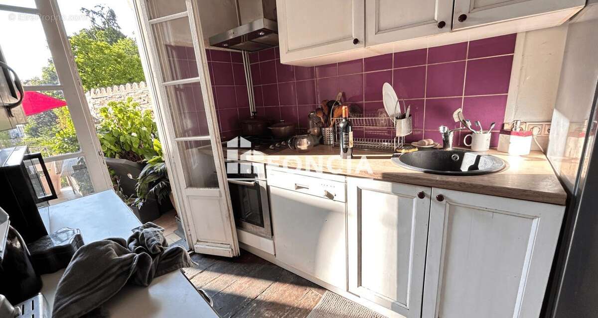 Belle maison de caractère idéalement située en centre-ville - photo 3