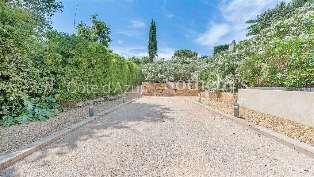 Bastide provençale contemporaine avec vue dégagée à pied du village de Gassin, piscine et studio - photo 20
