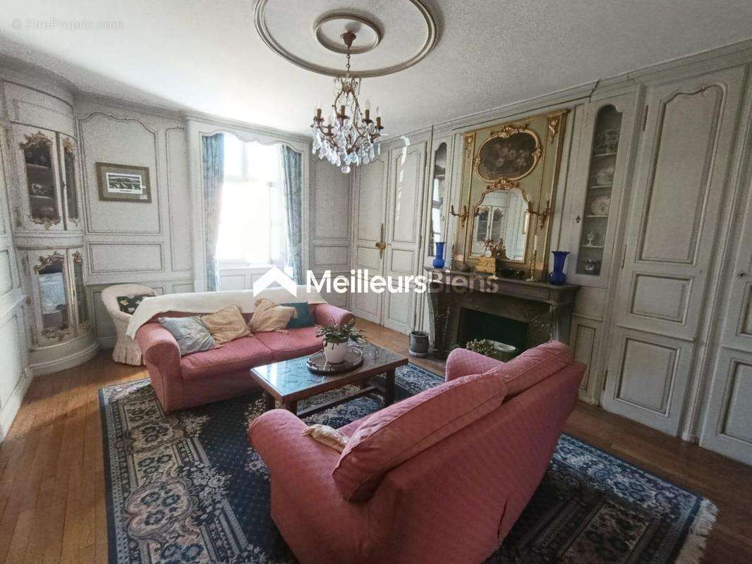 Maison à BOURBONNE-LES-BAINS