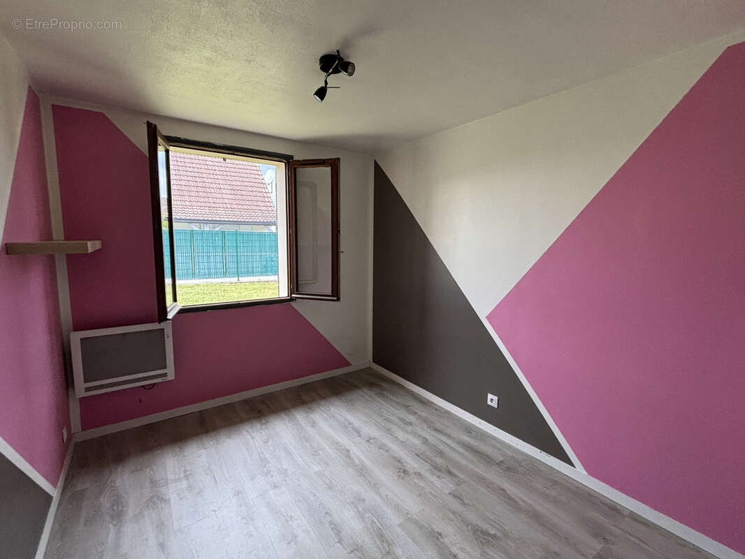 Maison à PONT-DE-L&#039;ARCHE