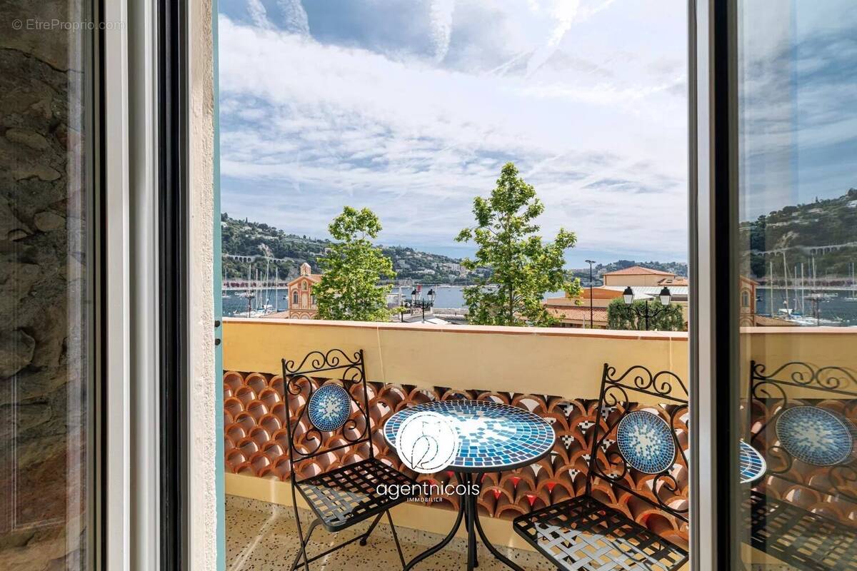 Appartement à VILLEFRANCHE-SUR-MER