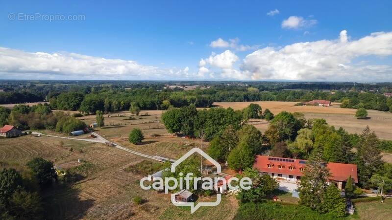 Maison à LONS-LE-SAUNIER