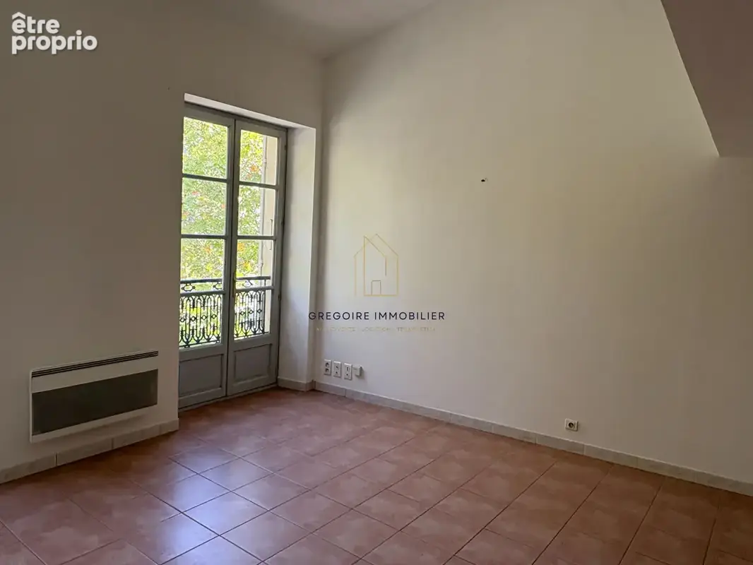 Appartement T3 spacieux et lumineux - Centre-Ville de Pertuis - photo 5