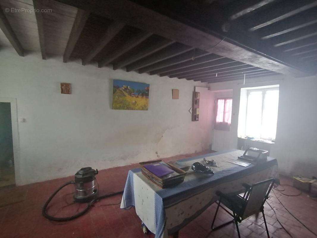 61320 LE MENIL SCELLEUR , Fermette longère à restaurer, 70 m2 environ, 1 chambre, PRIX  32 990  honoraires 13,76% inclus à la ch - photo 6
