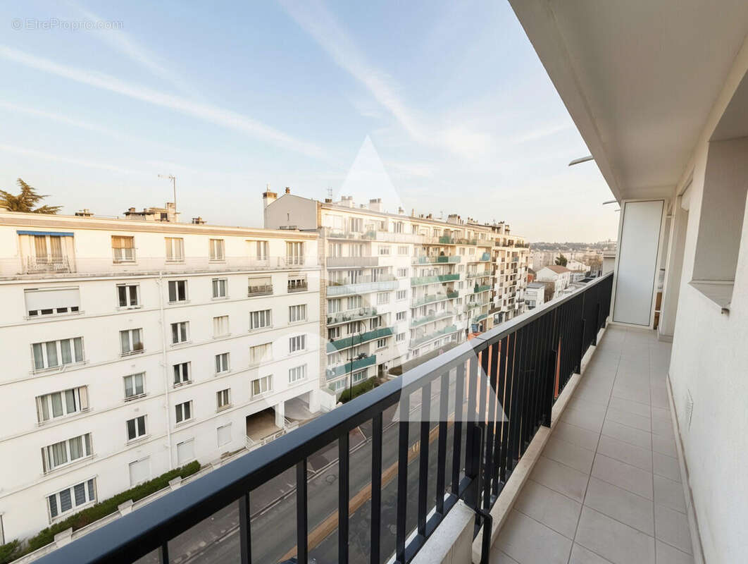 Appartement à SAINT-MAUR-DES-FOSSES