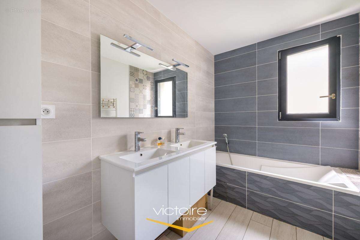 Maison à LYON-3E