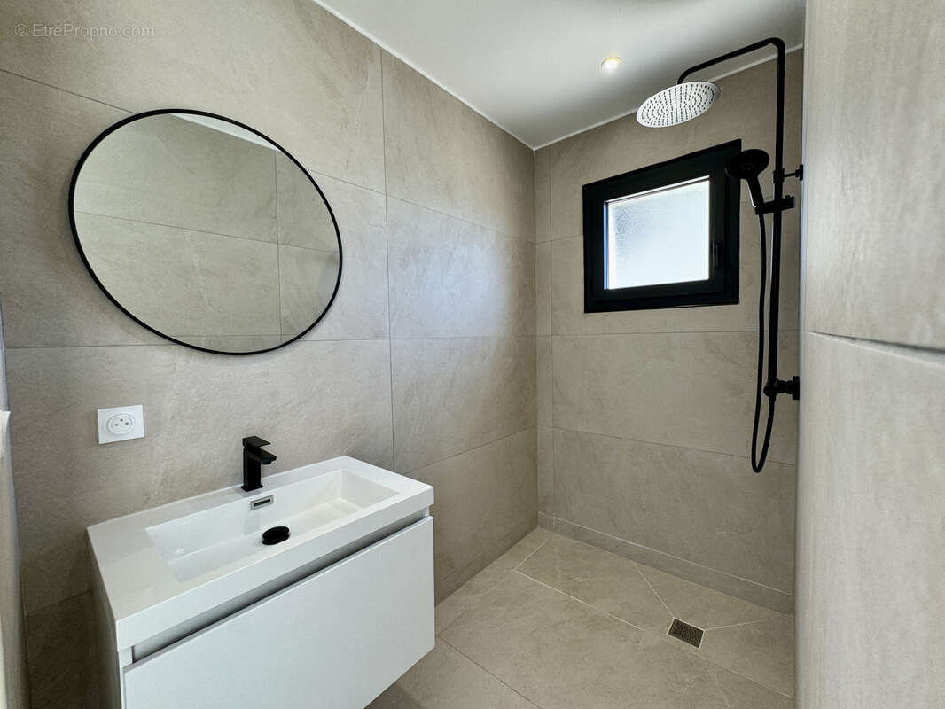 Maison à ARPAILLARGUES-ET-AUREILLAC