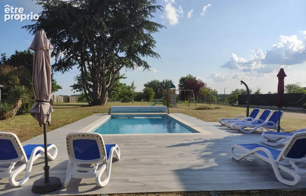 Propriété de caractère avec gîte, piscine et dépendances à Thenay - photo 4