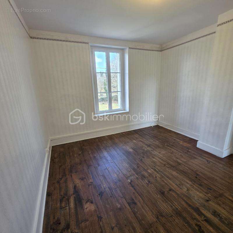 Exclusif, et à saisir … Maison de 104 m2 habitable en excellent état et sur un terrain de 1180 m2 environ plus dépendance de 32  - photo 10