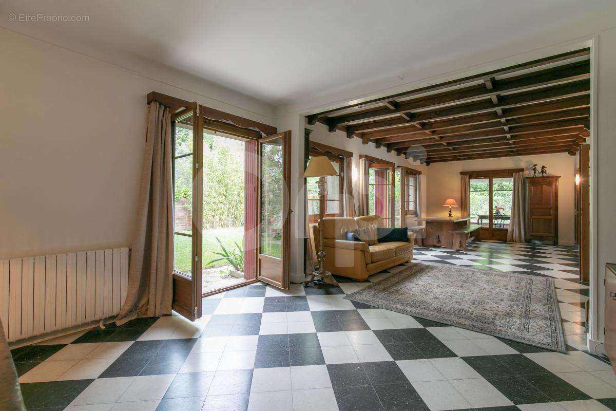 Maison à LIMEIL-BREVANNES