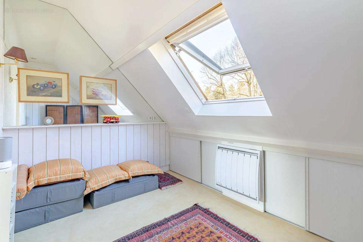 Appartement à JOUY-EN-JOSAS