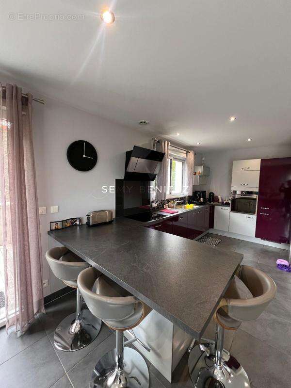 Maison à BELLEGARDE-SUR-VALSERINE