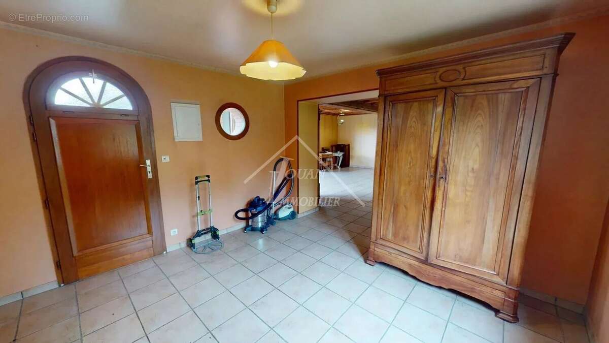 Maison à SALIGNY-SUR-ROUDON